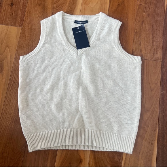 Brandy Melville Vest - Picture 1 of 3